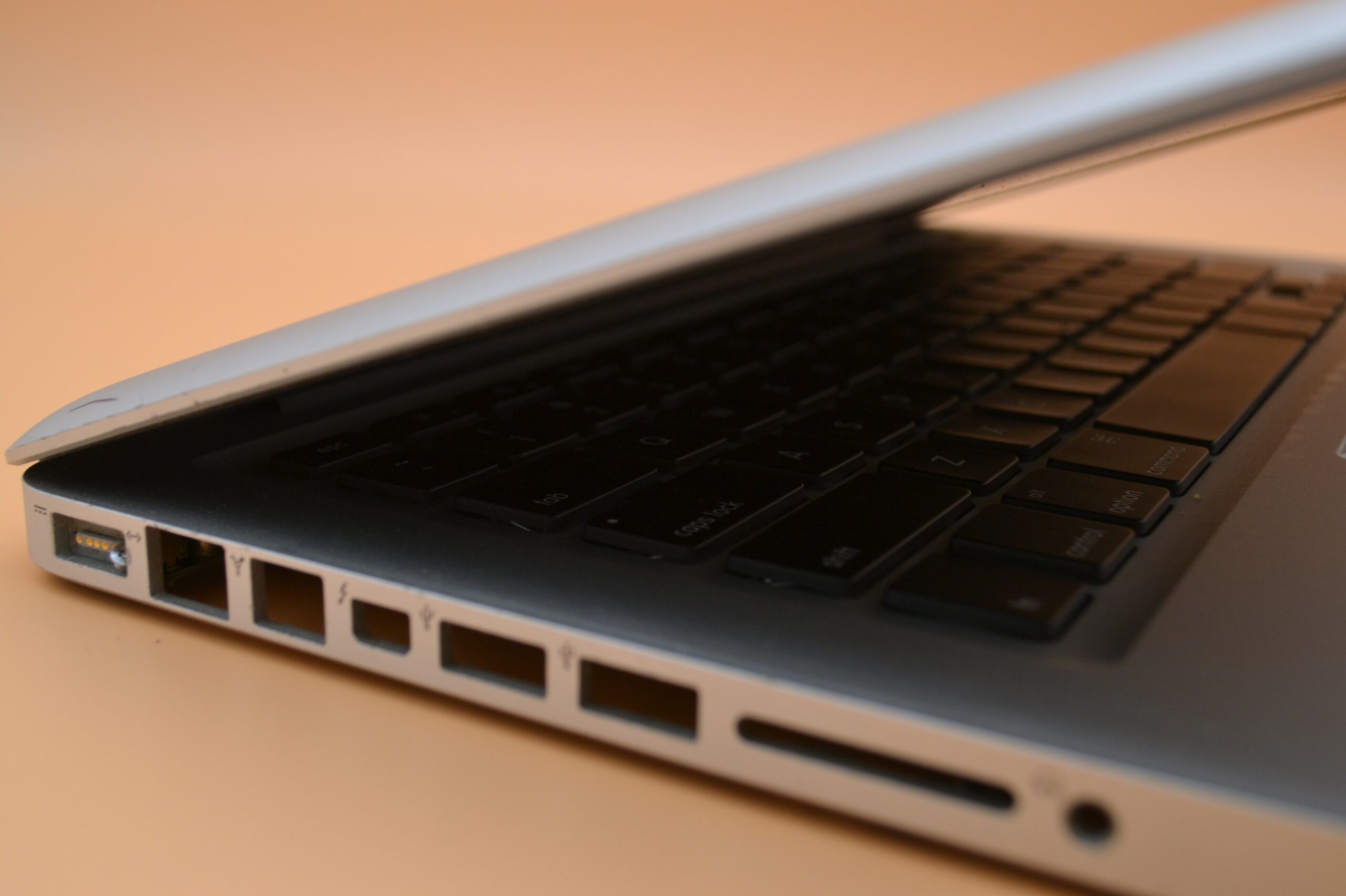 Macbook pro, computer overheating, how to fix